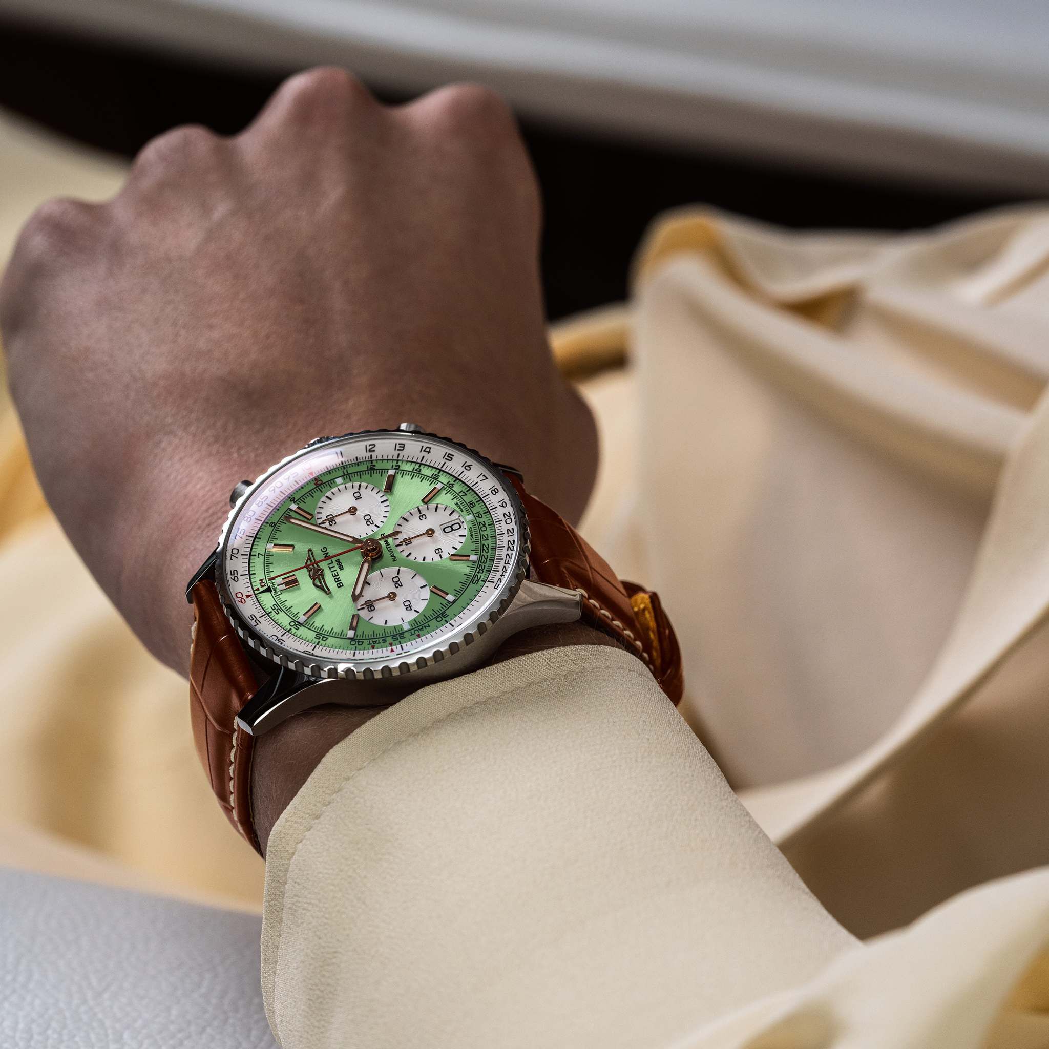 Breitling navitimer aviator 8 b01 discount